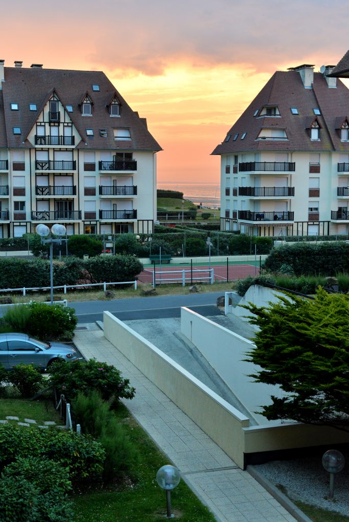apartment-buildings-cabourg-france-470
