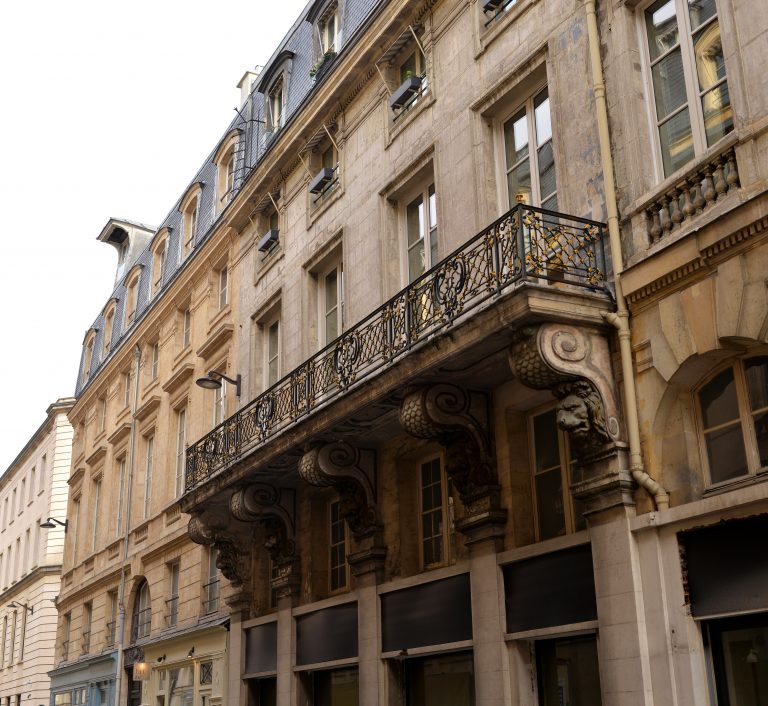 balcony-paris-france-72