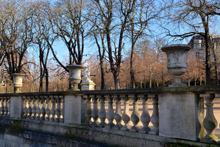 balusters-paris-france-74