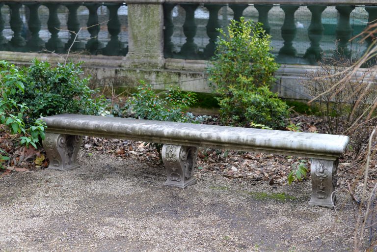 bench-paris-france-78