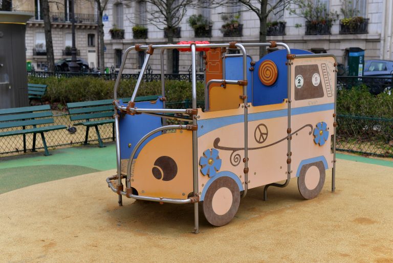 climbing-frame-paris-france-116