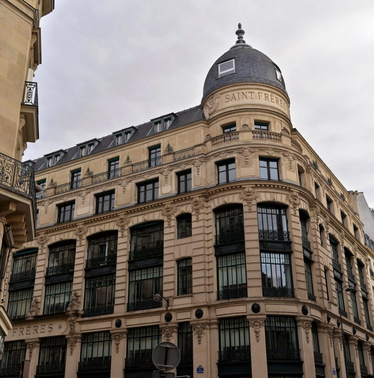 commercial-building-paris-france-133