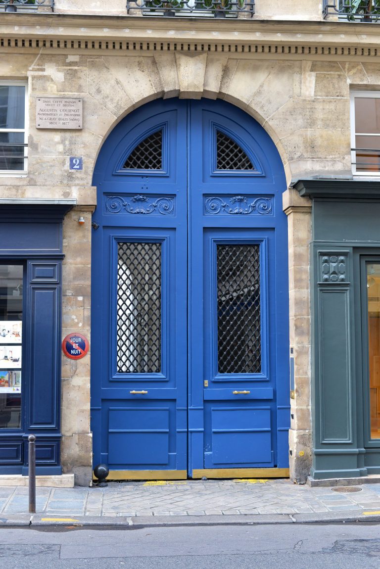 door-paris-france-211