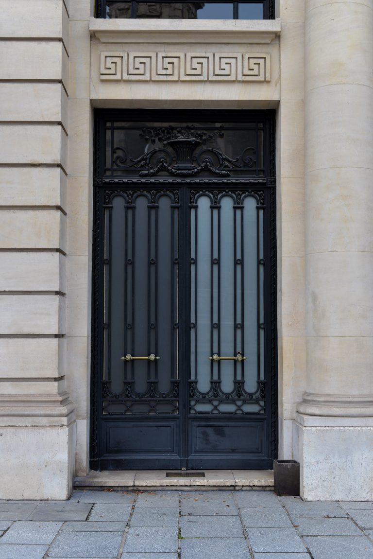 door-paris-france-221