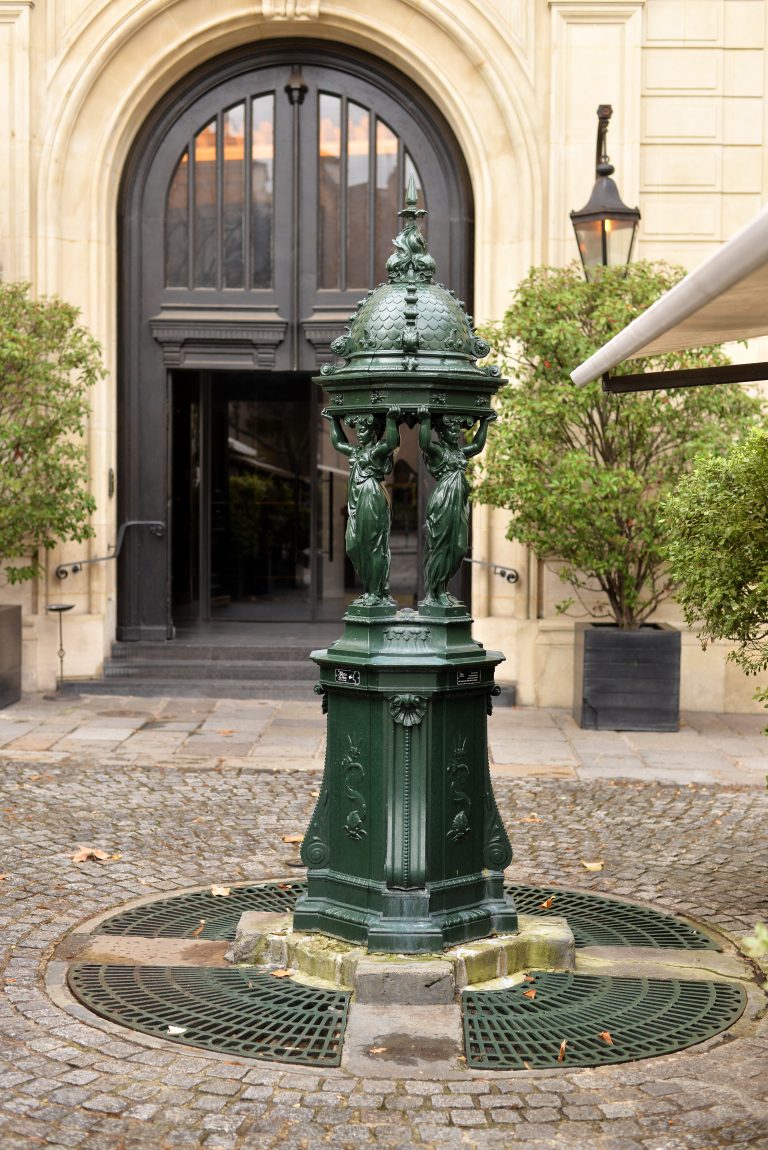 fountain-paris-france-267