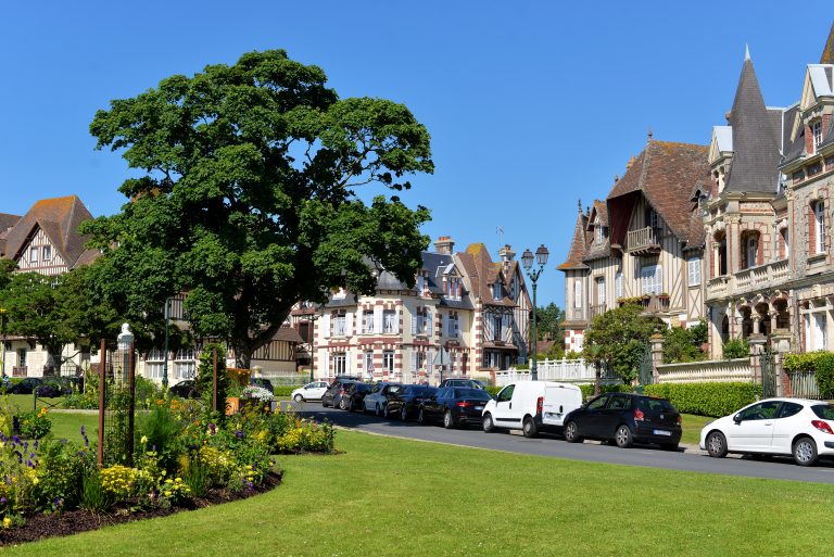 houses-cabourg-france-474