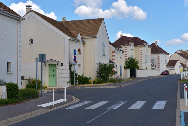 houses-combs-la-ville-france-491