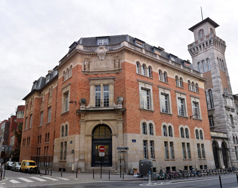 institut-de-geographie-paris-france-285
