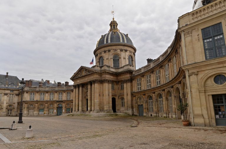institute-palais-de-linstitut-de-france-paris-france-291