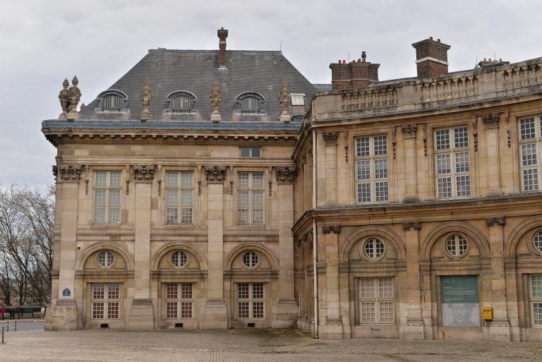 institute-palais-de-linstitut-de-france-paris-france-292