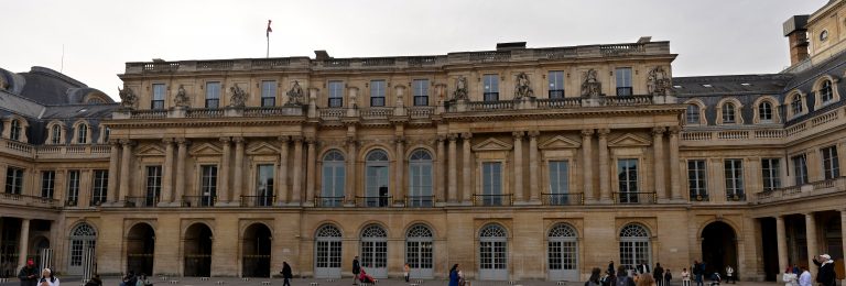 palace-domaine-national-du-palais-royal-paris-france-323