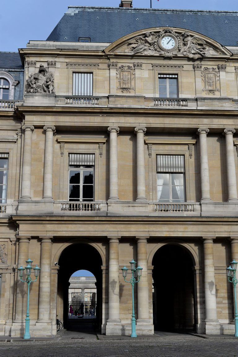 palace-domaine-national-du-palais-royal-paris-france-328