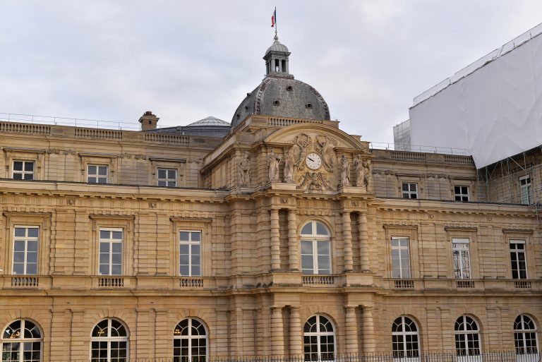 palace-palais-du-luxembourg-paris-france-329