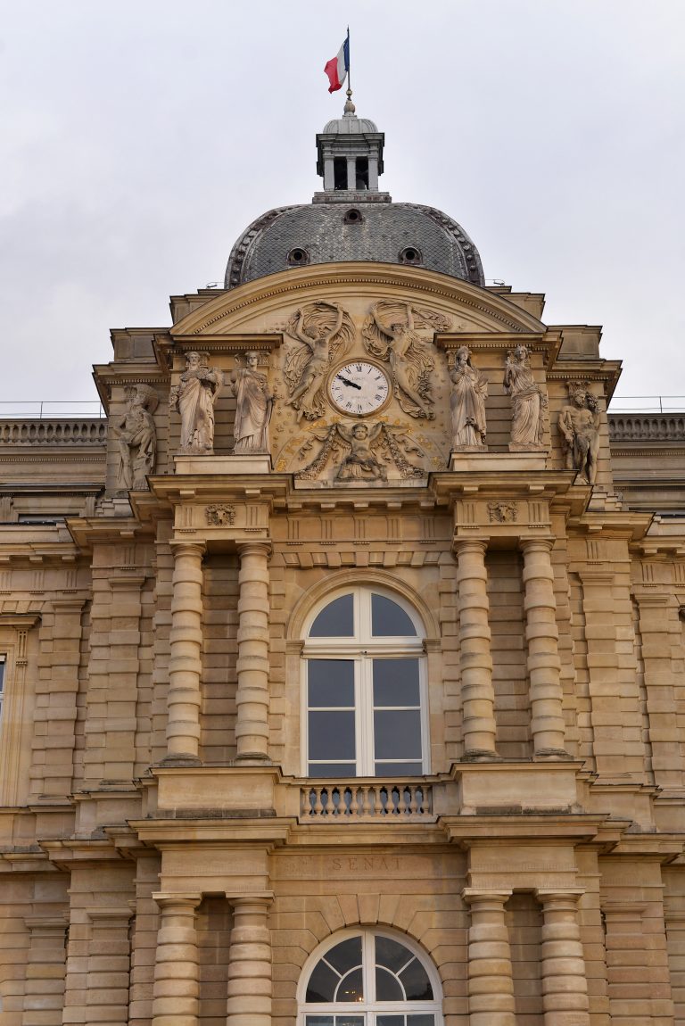 palace-palais-du-luxembourg-paris-france-331