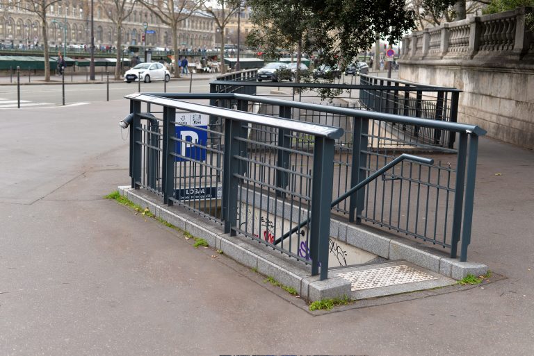 staircase-paris-france-383