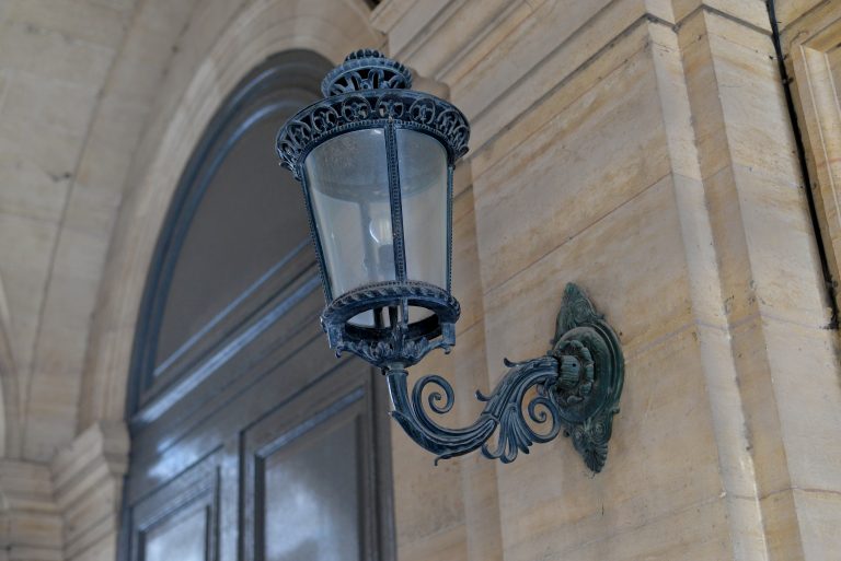 street-lamp-paris-france-410