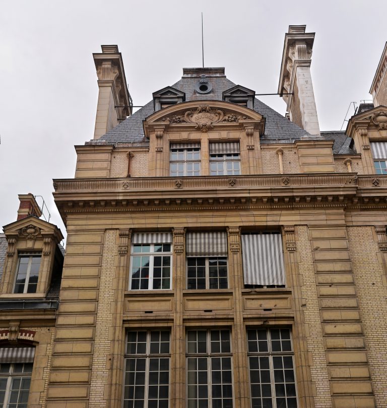 university-sorbonne-paris-france-454