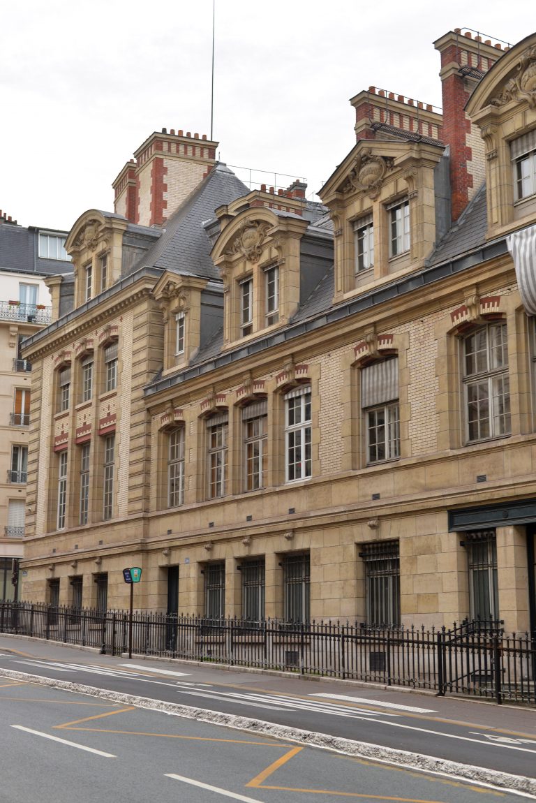 university-sorbonne-paris-france-455