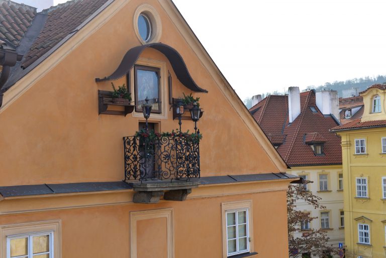 balcony-prague-czech-republic-699