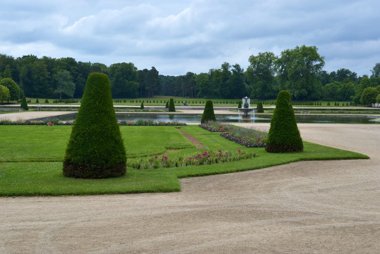 garden-fontainebleau-france-523