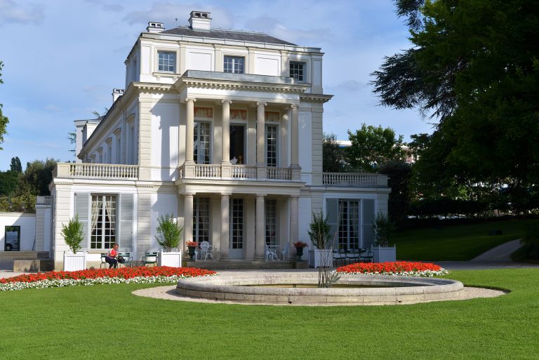 museum-yerres-france-641