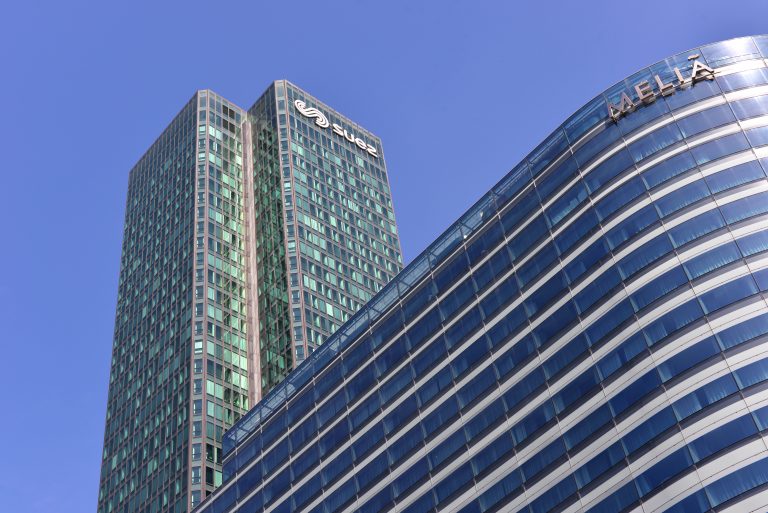 commercial-la-defense-courbevoie-france-540