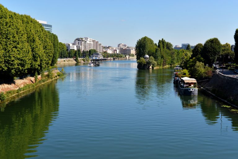 river-neuilly-sur-seine-france-582