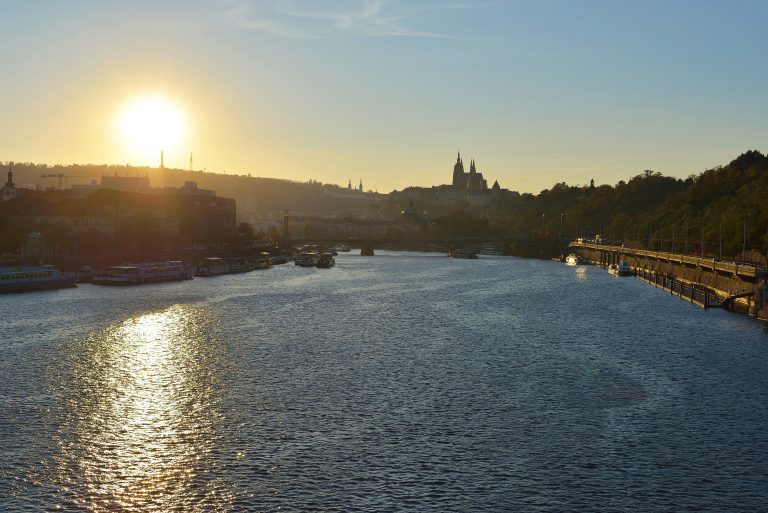 river-prague-czech-republic-706